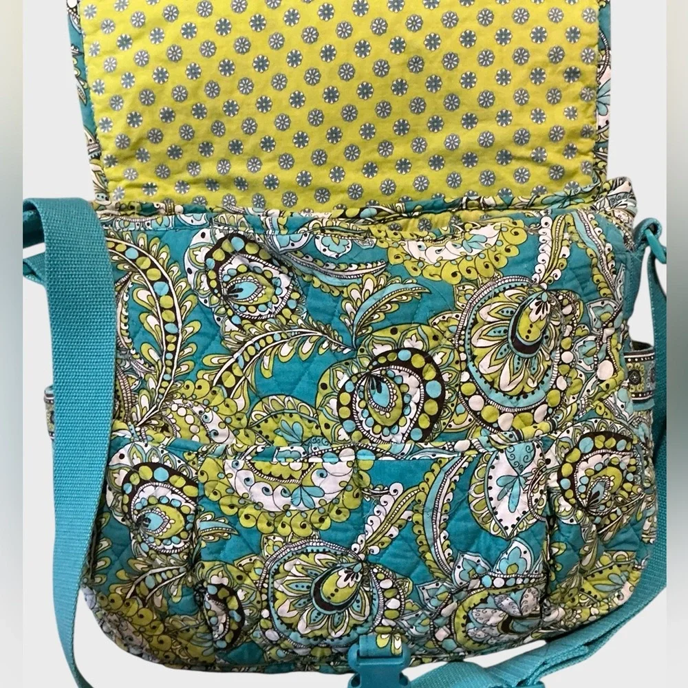Vera Bradley Lindsay Crossbody Messenger Bag Peacock Quilted Floral